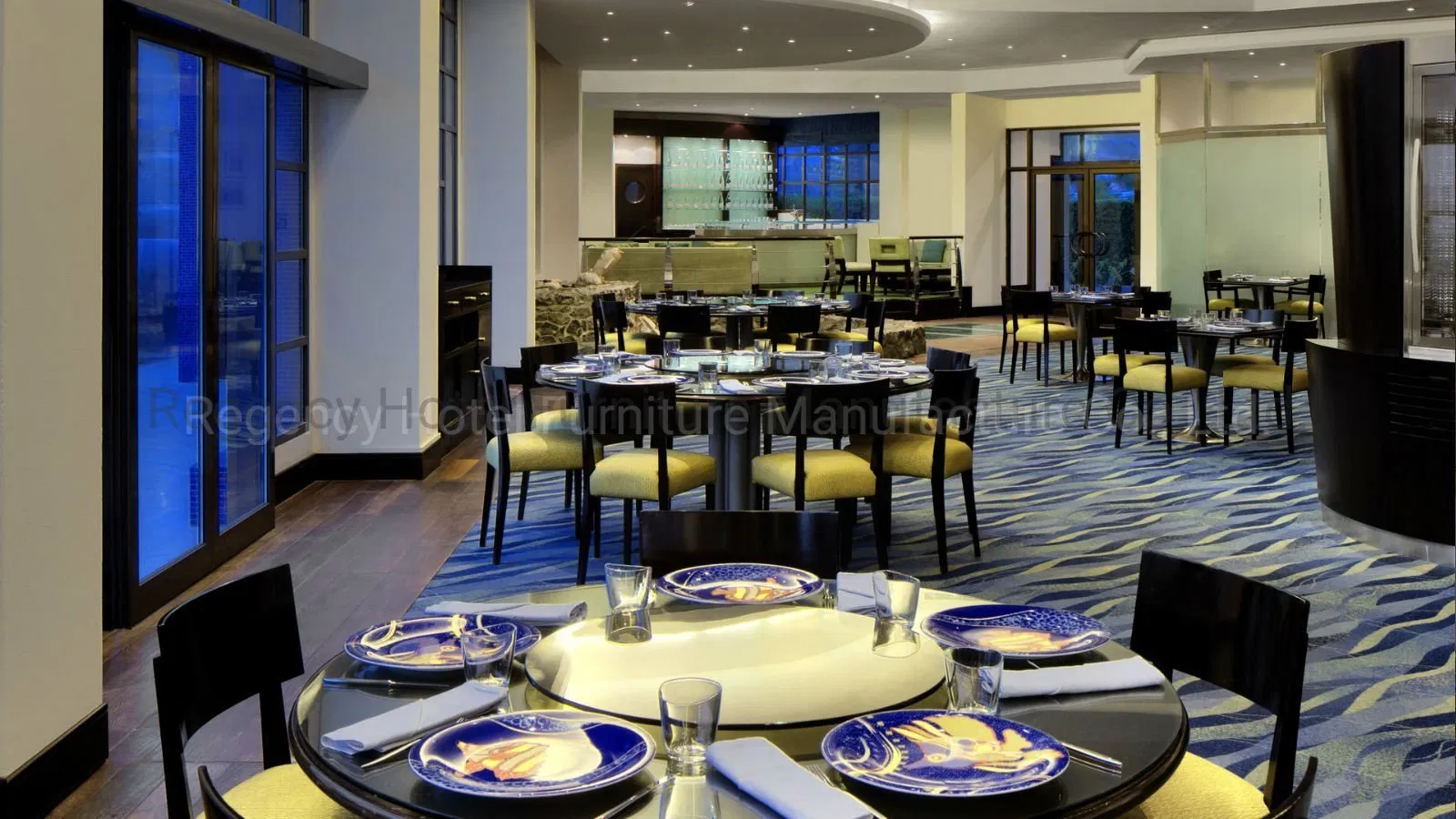 Custom Made Simple Dining Table and Chairs Hotel Restaurant Furniture Chairs and Tables