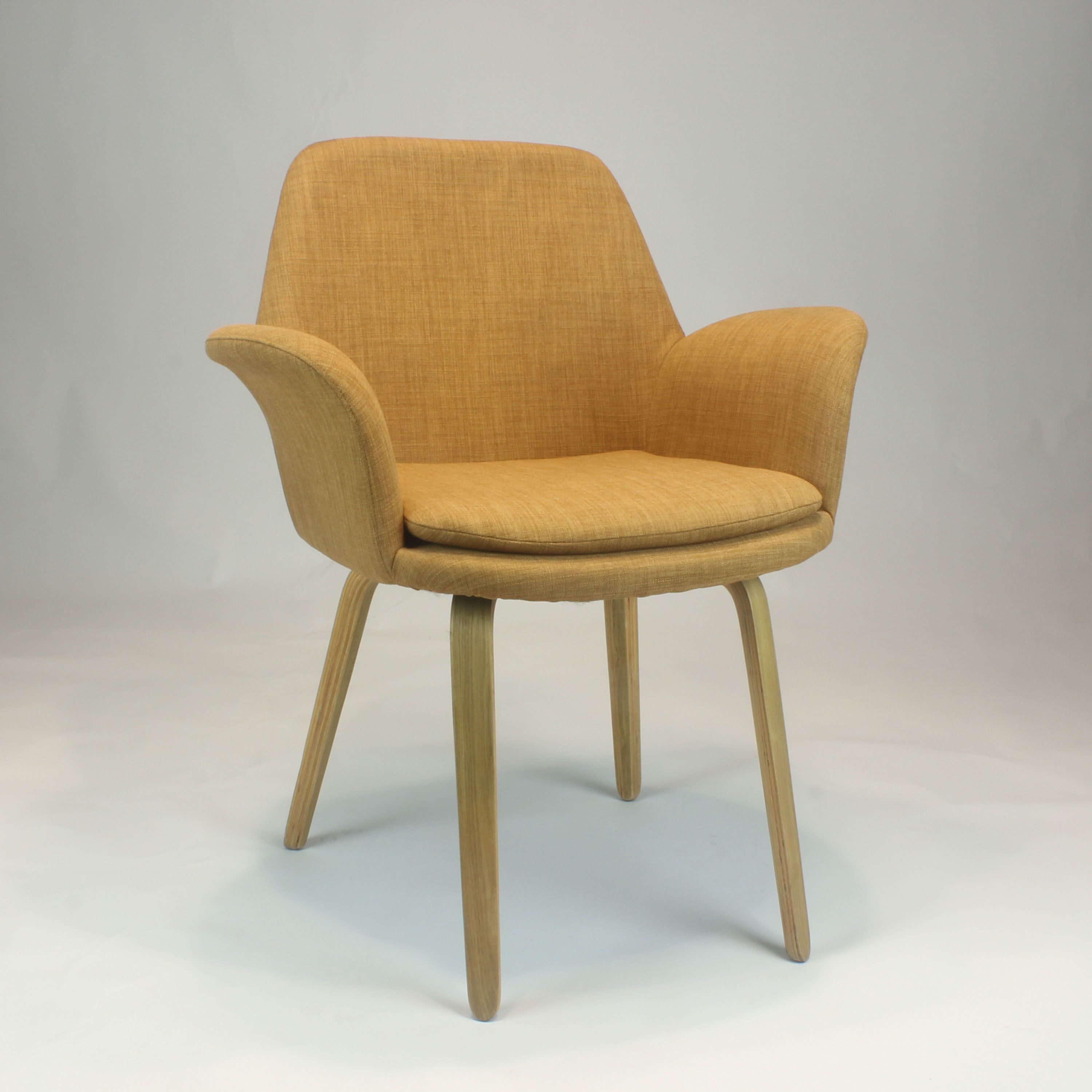Customized Solid Wood Dining Chair Home Modern Minimalist Hotel Backrest Fabric Dining Chair