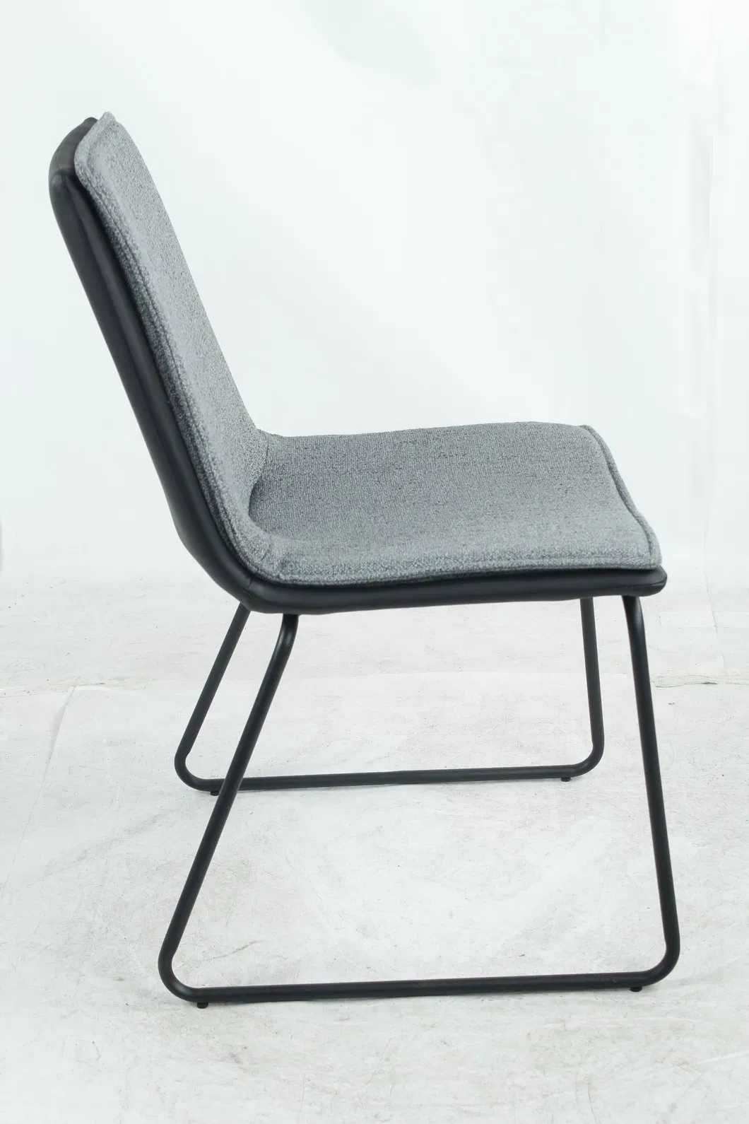 Free Sample Luxury Design Furniture PU Leather Fabric Velvet Dining Chair