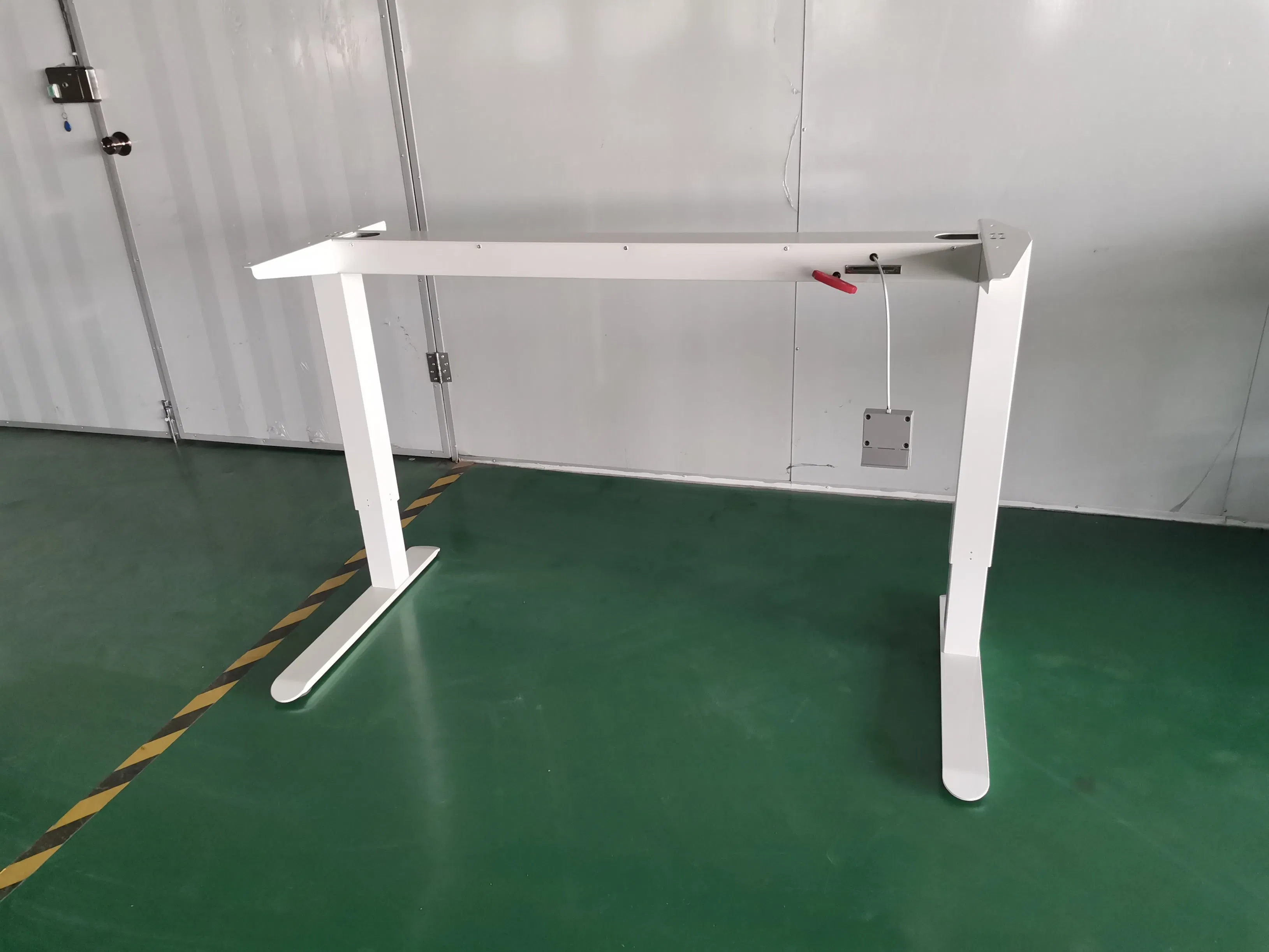 Milano Ma017 Manual Height Adjustable Standing Office Desk
