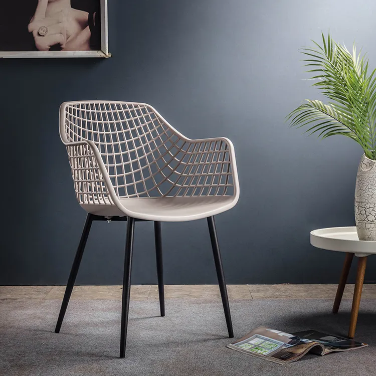 Patio Furniture Garden Wicker Rattan Modern Plastic Wicker Stacking Dining Arm Chair for Hotel Office School Wedding Outdoor Plastic Chair