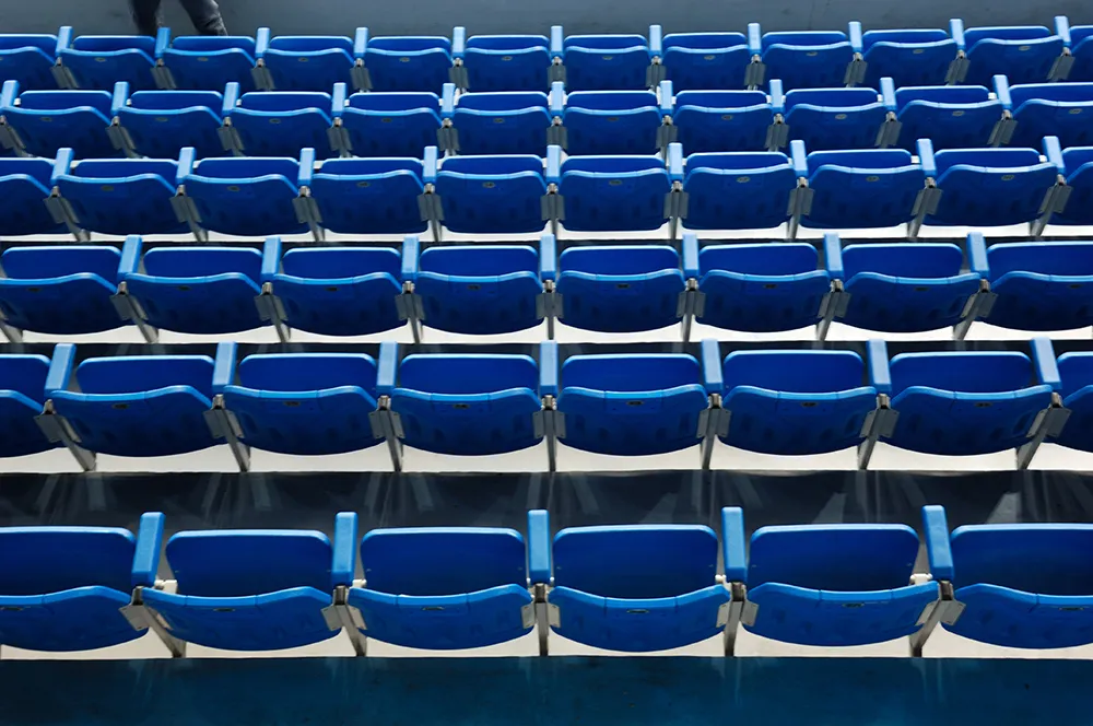 Unti-UV Fold Down Stadium Seats Indoor Gym Bleachers